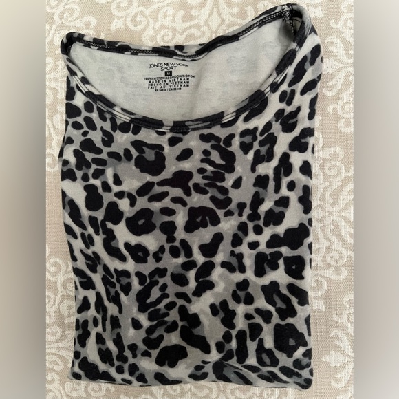 Jones New York Sport Animal Print Long Sleeve Pullover Shirt Size M - Picture 3 of 9